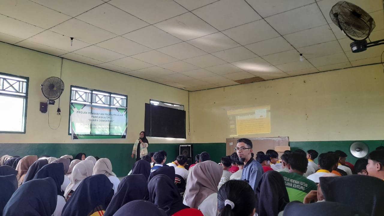 Sosialisasi Program Adiwiayata Kepala Sekolah